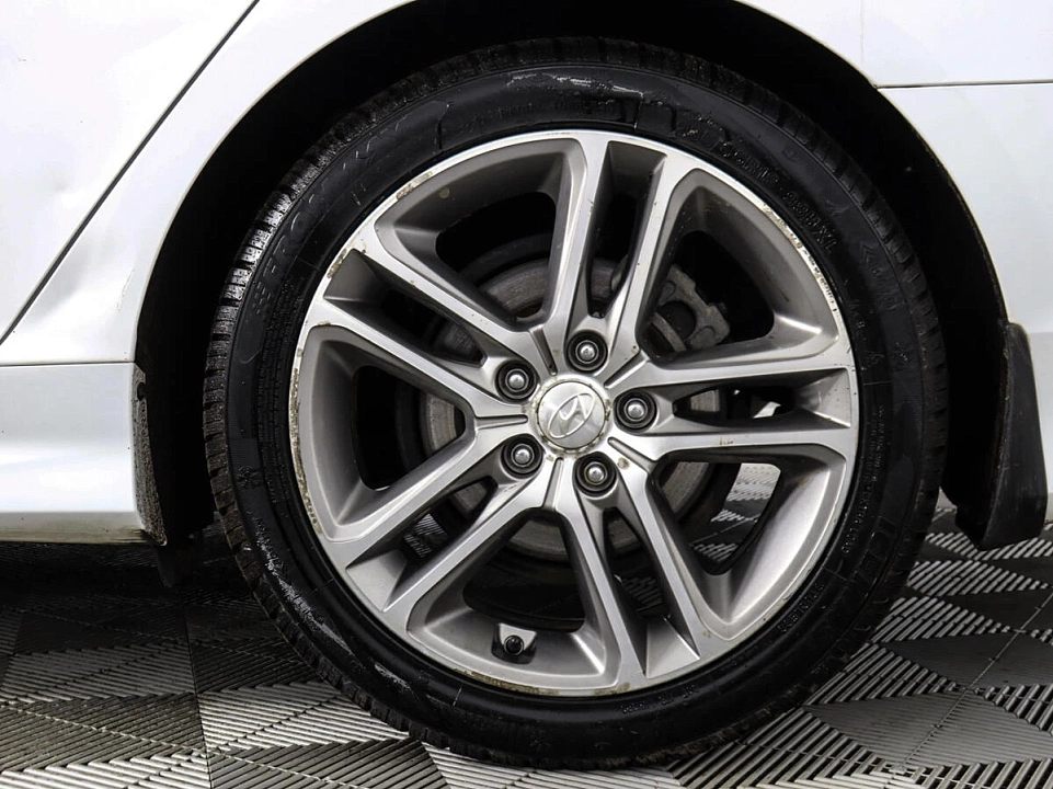Hyundai Sonata, фото №22