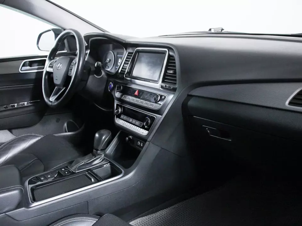 Hyundai Sonata, фото №9