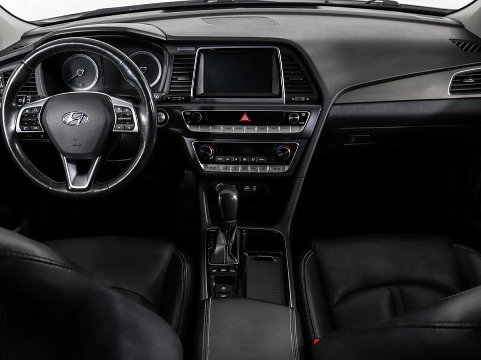 Hyundai Sonata, фото №11