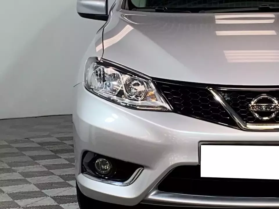 Nissan Tiida, фото №15
