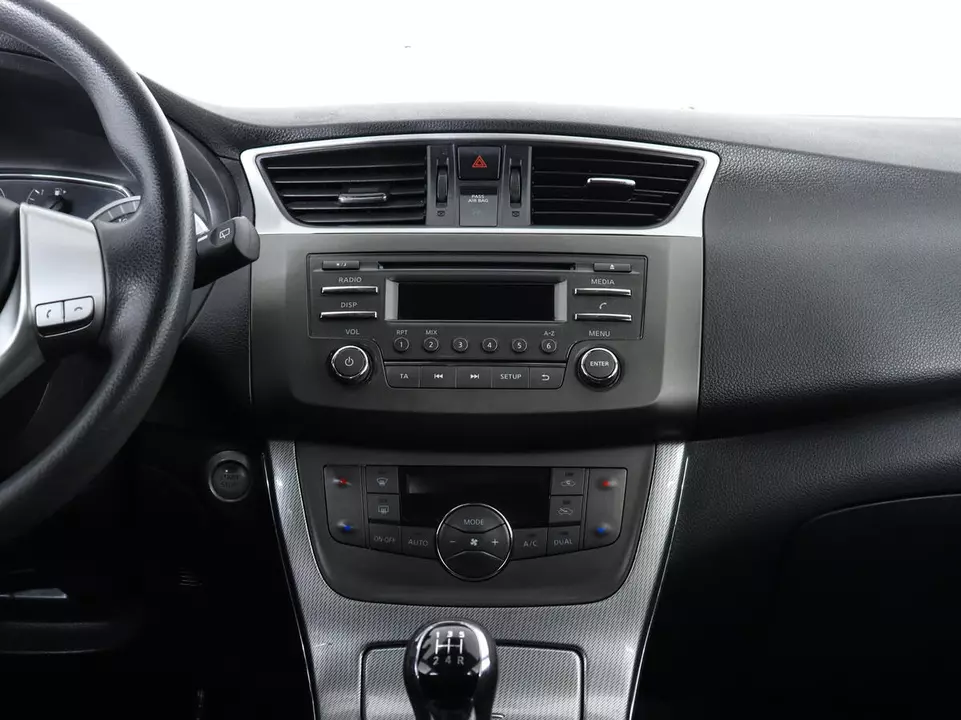 Nissan Tiida, фото №12