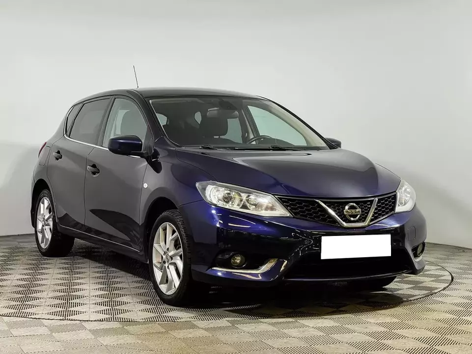 Nissan Tiida, фото №3