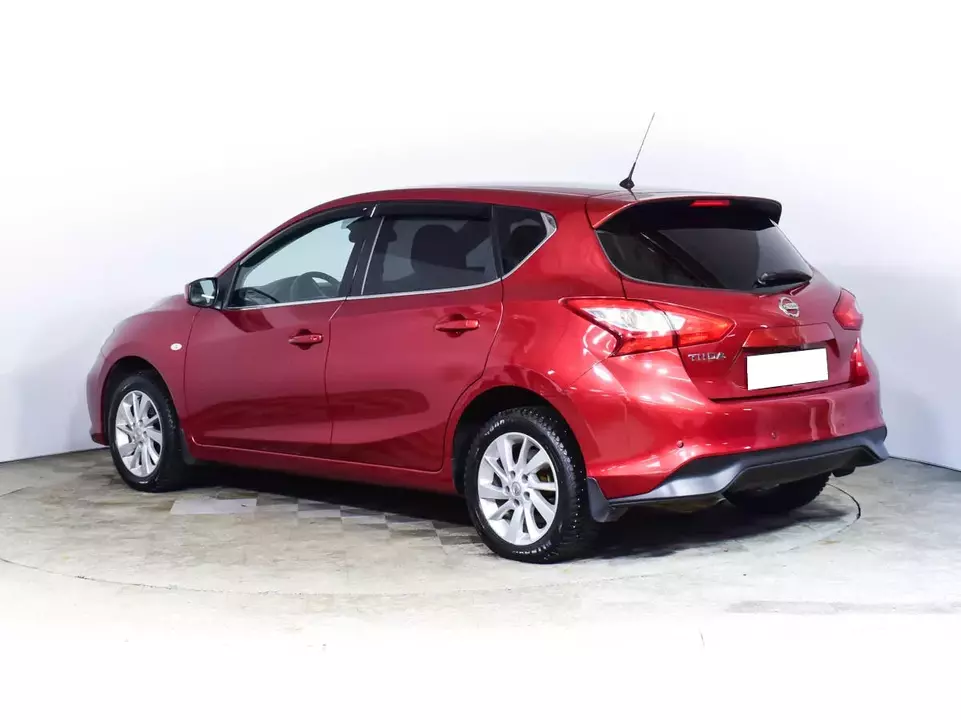 Nissan Tiida, фото №7