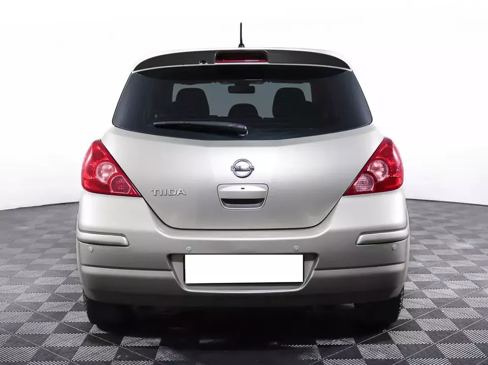 Nissan Tiida, фото №6