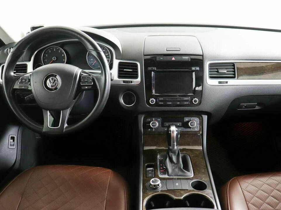 Volkswagen touareg акпп 2011 с пробегом 92 430 км, фото №5