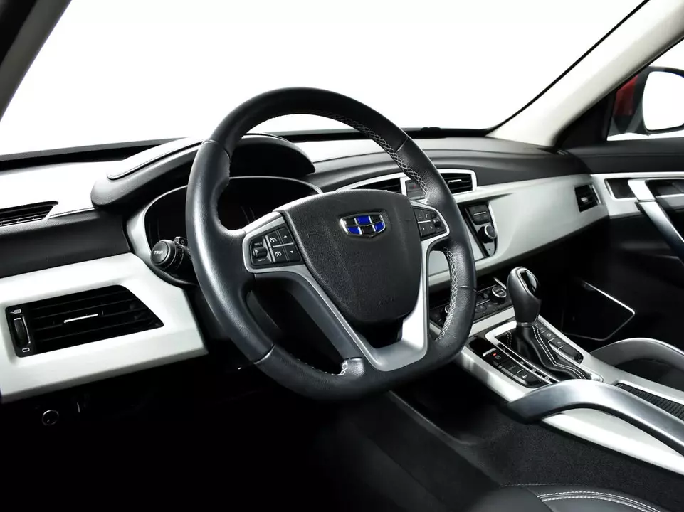 Geely Atlas, фото №13