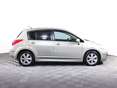 Nissan Tiida, фото №4