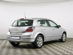 Opel Astra H Рестайлинг, фото №3