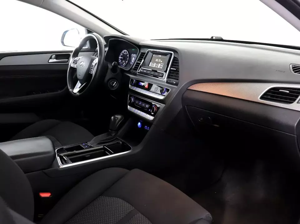Hyundai Sonata, фото №9