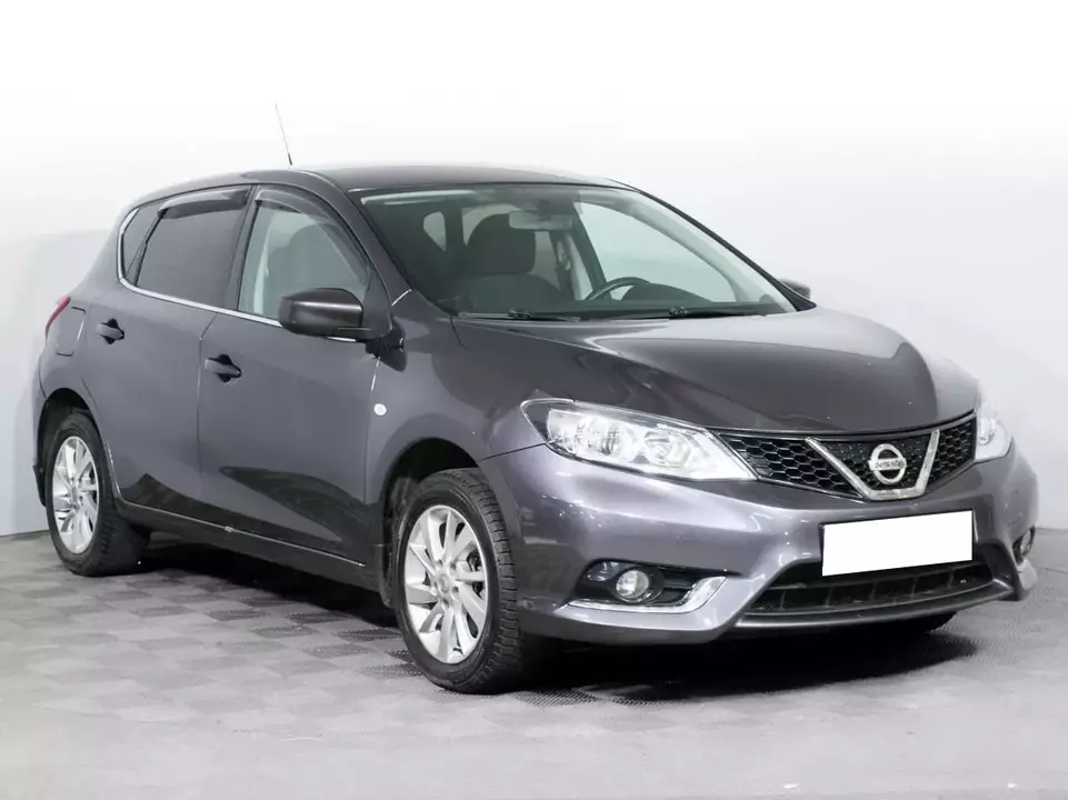 Nissan Tiida, фото №3