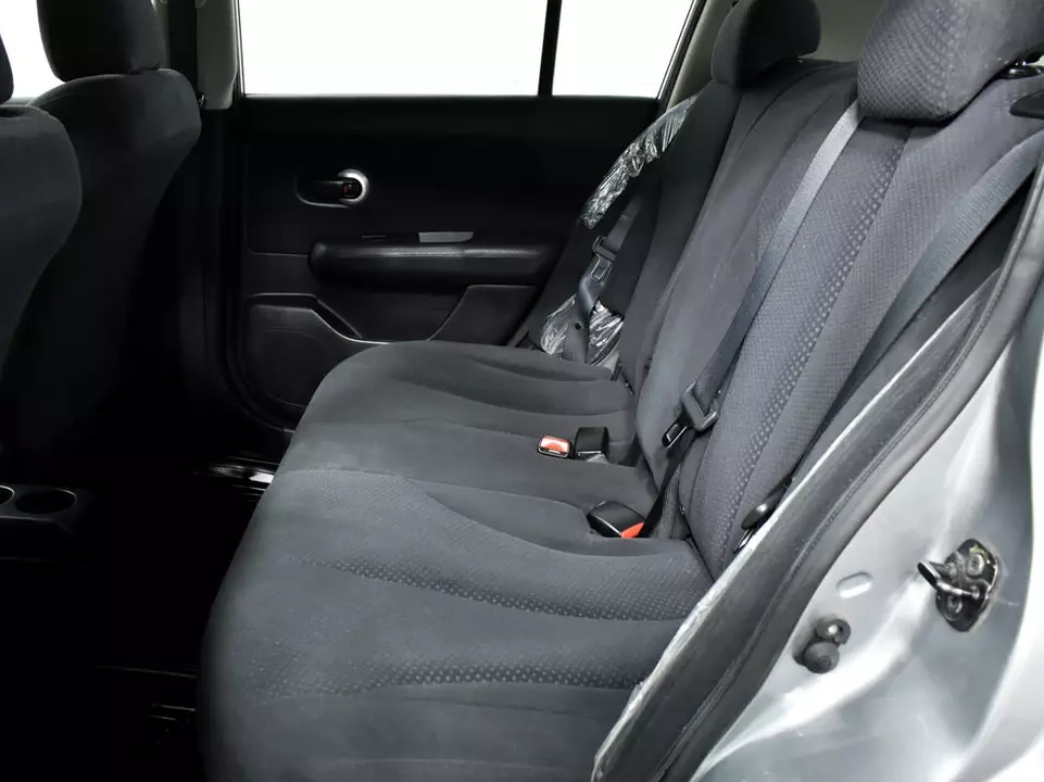 Nissan Tiida, фото №12