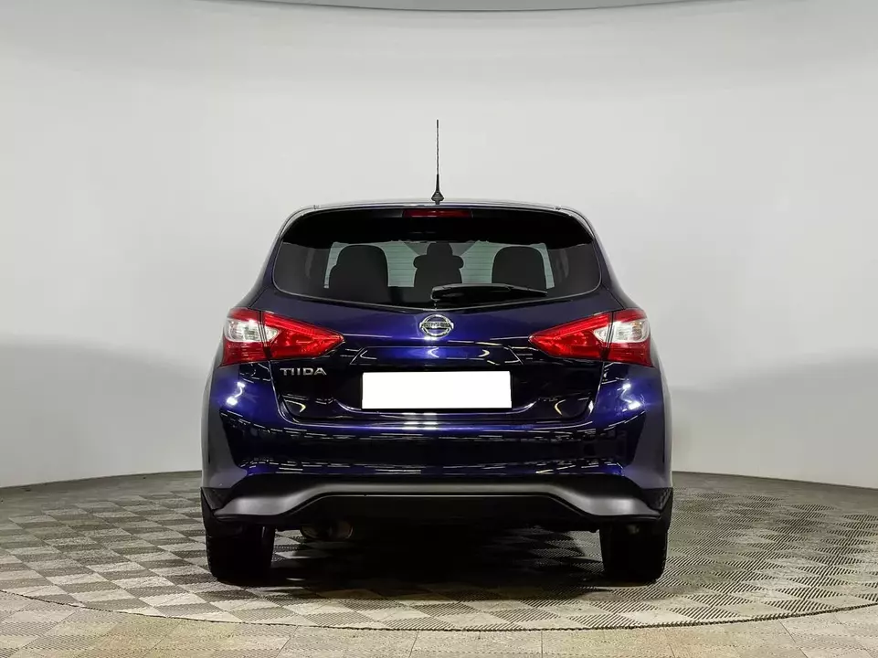 Nissan Tiida, фото №6