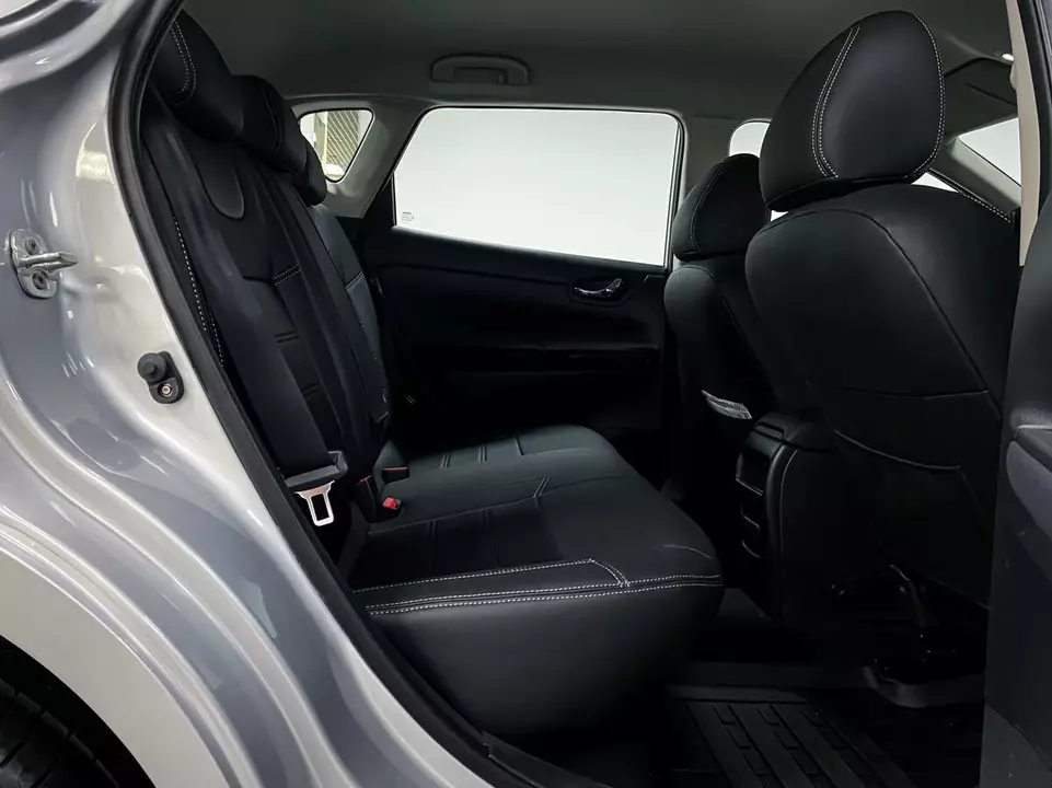 Nissan Tiida, фото №13