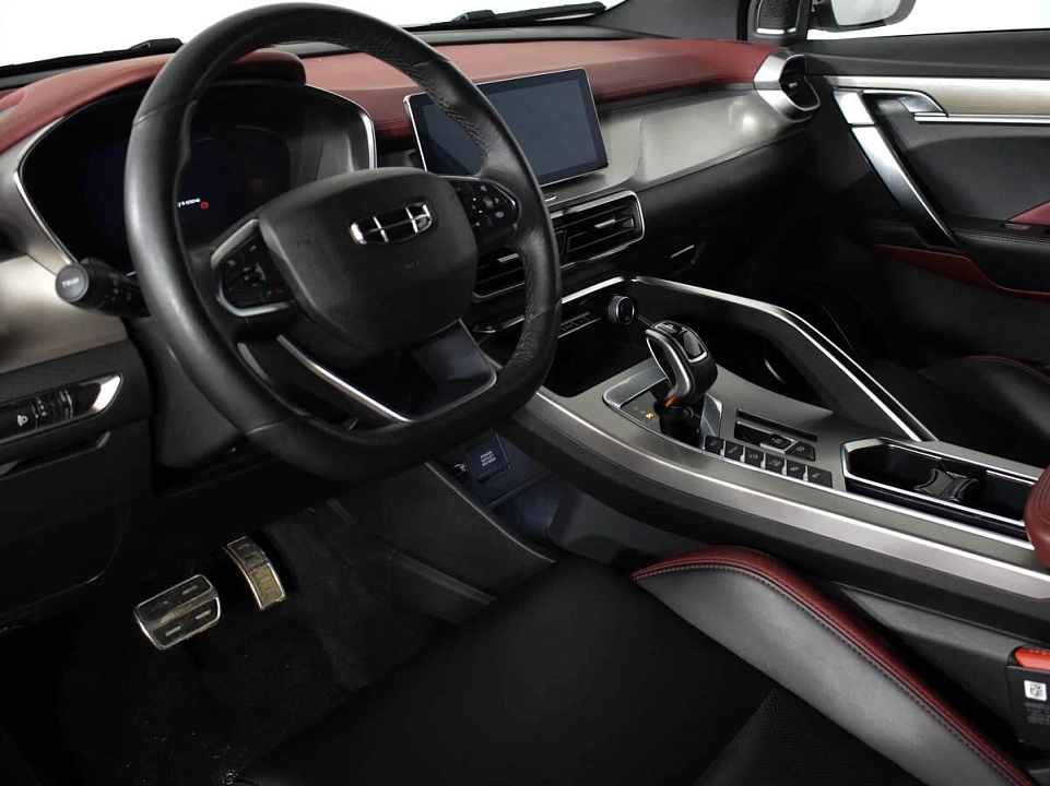 Geely Coolray, фото №13