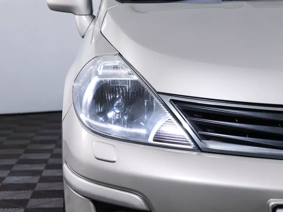 Nissan Tiida, фото №22