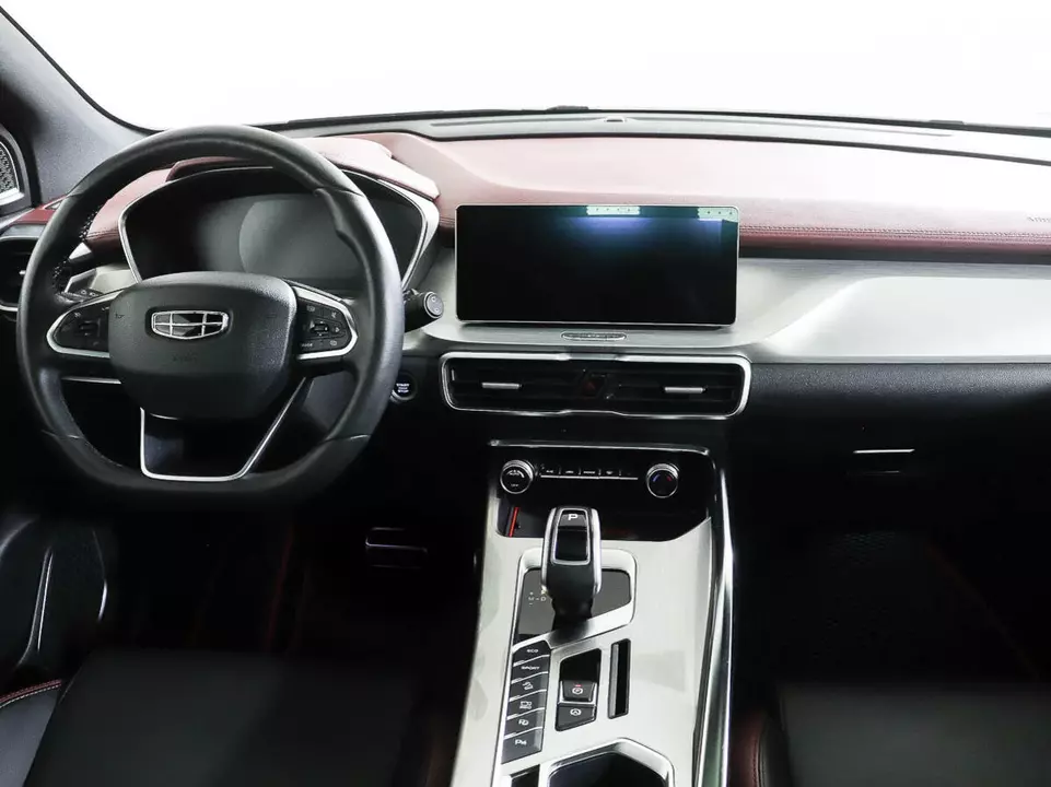 Geely Coolray, фото №12