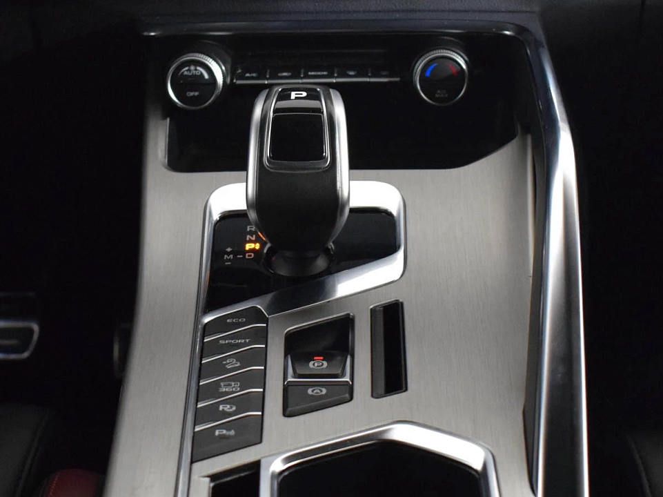 Geely Coolray, фото №26