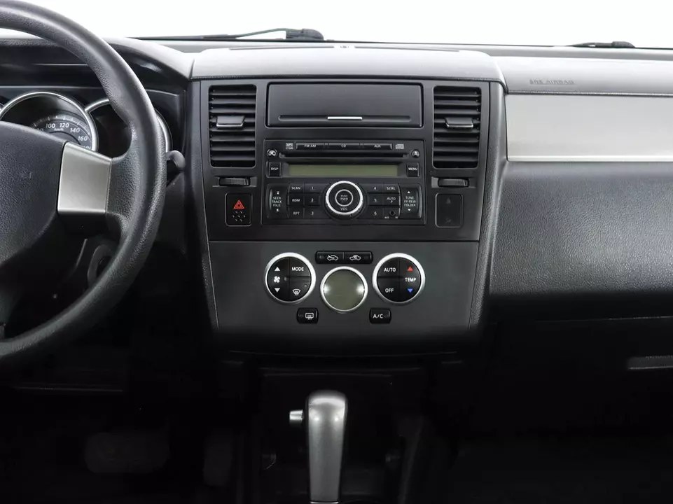 Nissan Tiida, фото №12