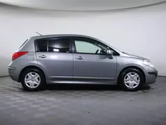 Nissan Tiida, фото №4