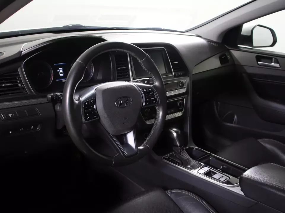 Hyundai Sonata, фото №13