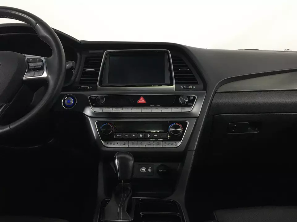 Hyundai Sonata, фото №11