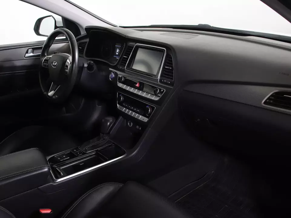 Hyundai Sonata, фото №9