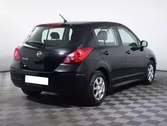 Nissan Tiida, фото №5