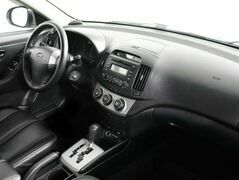 Hyundai Elantra 1.6 Автомат, фото №8