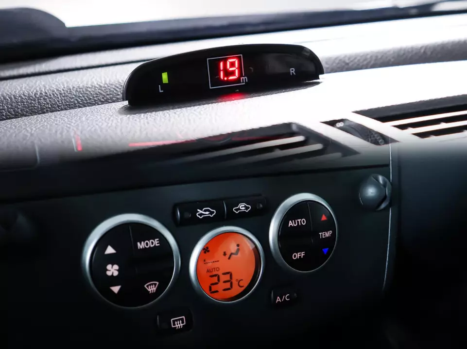 Nissan Tiida, фото №16