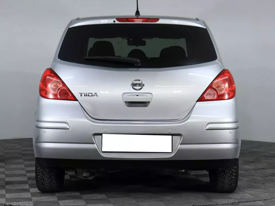 Nissan Tiida, фото №6