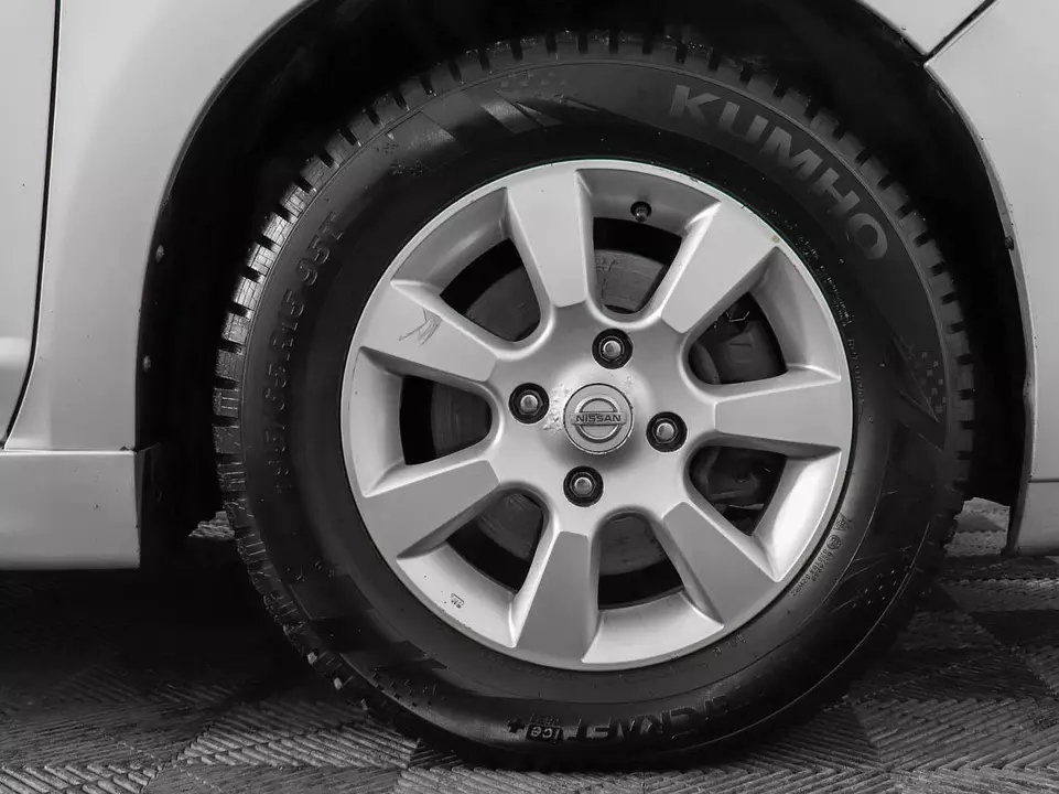 Nissan Tiida, фото №12