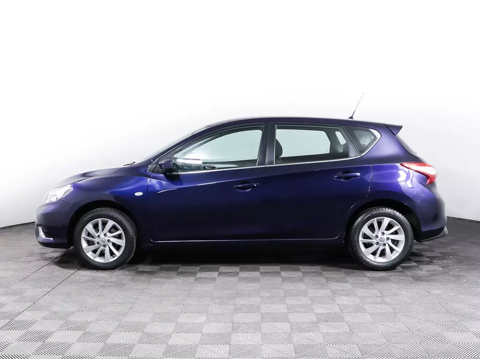 Nissan Tiida, фото №8