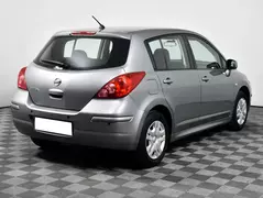 Nissan Tiida, фото №5