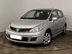 Nissan Tiida, фото №1