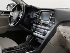 Hyundai Sonata, фото №9