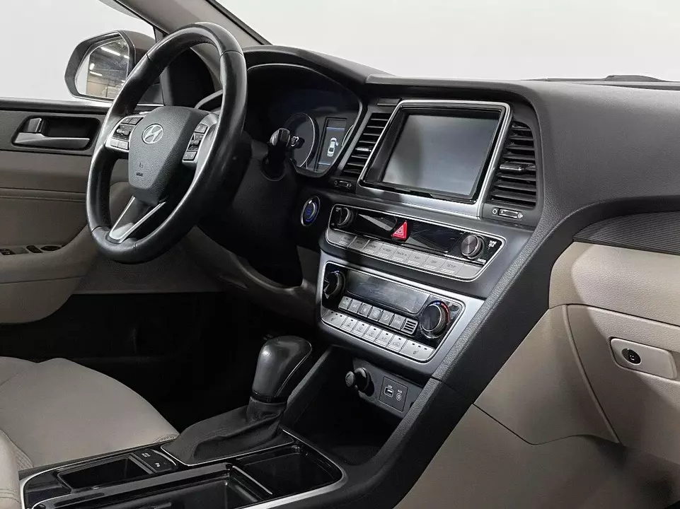Hyundai Sonata, фото №9