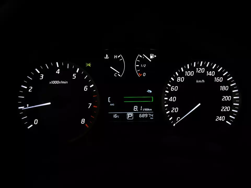 Nissan Tiida, фото №11