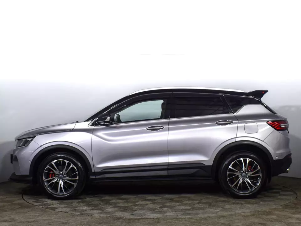 Geely Coolray, фото №8