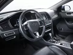 Hyundai Sonata, фото №13