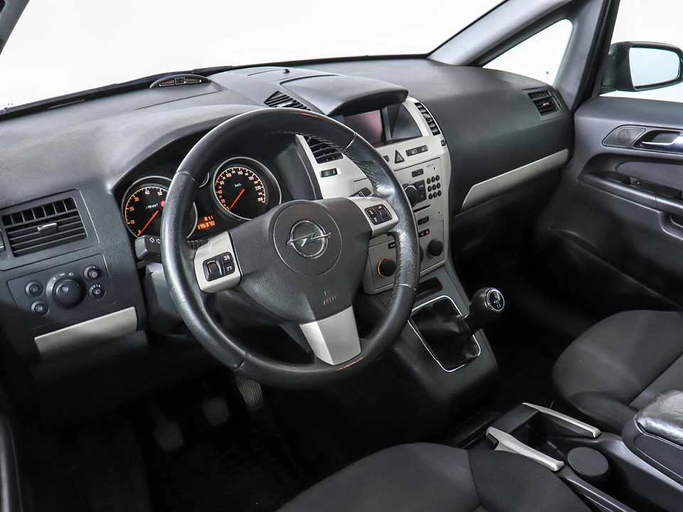 Opel Zafira, фото №9
