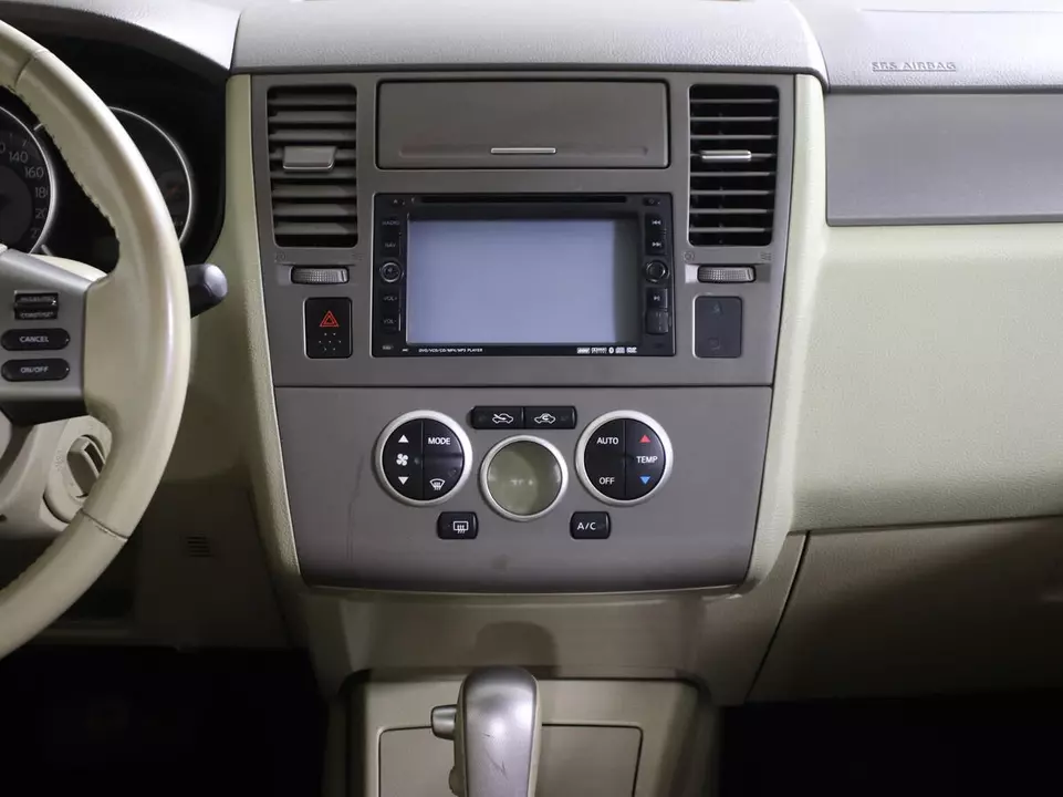 Nissan Tiida, фото №13