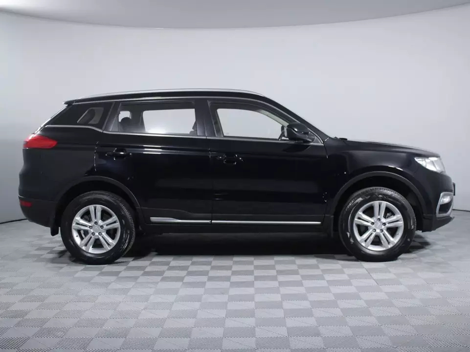 Geely Atlas, фото №4