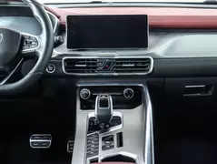 Geely Coolray, фото №12