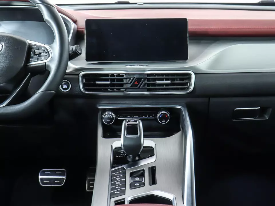 Geely Coolray, фото №12