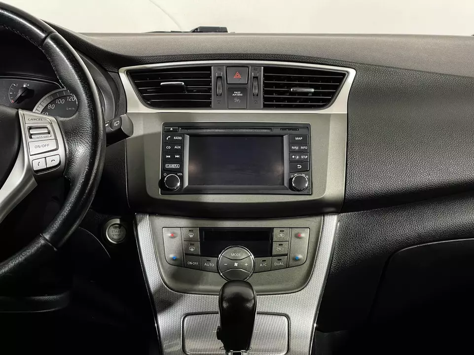 Nissan Tiida, фото №12