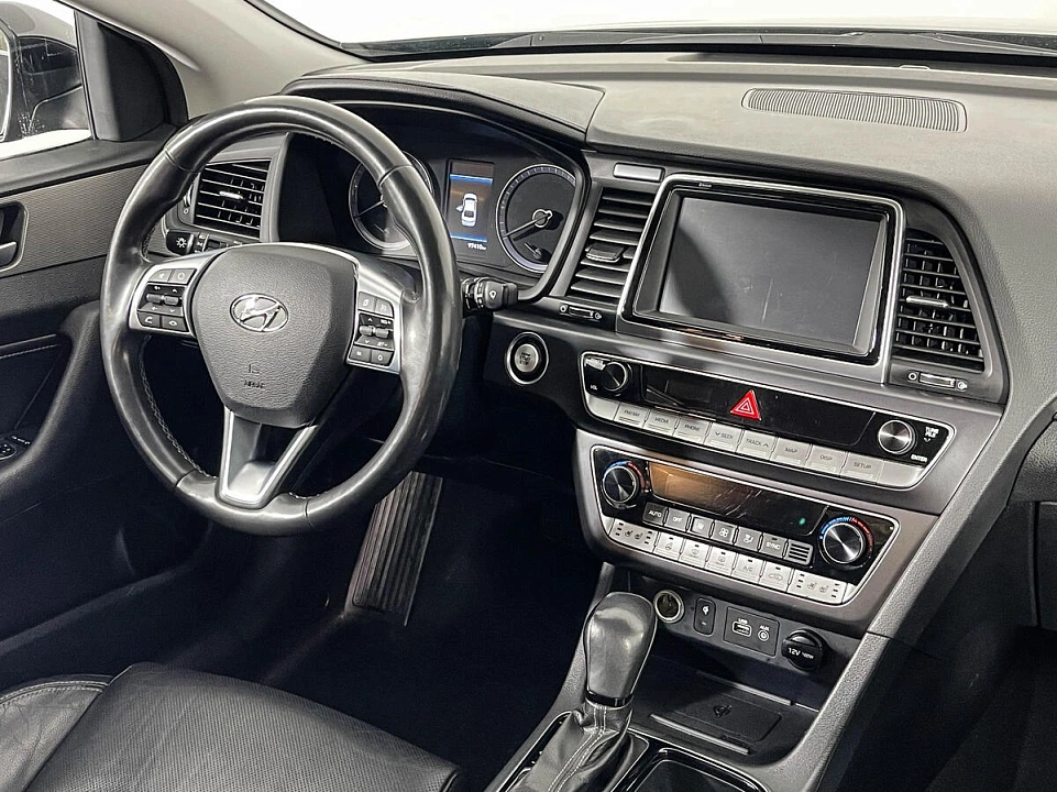 Hyundai Sonata, фото №9