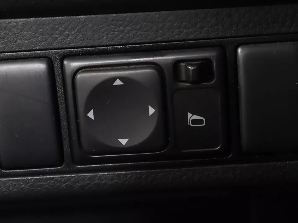Nissan Tiida, фото №16