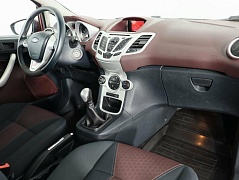 Ford Fiesta Mk6, фото №5