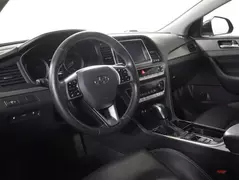 Hyundai Sonata, фото №13