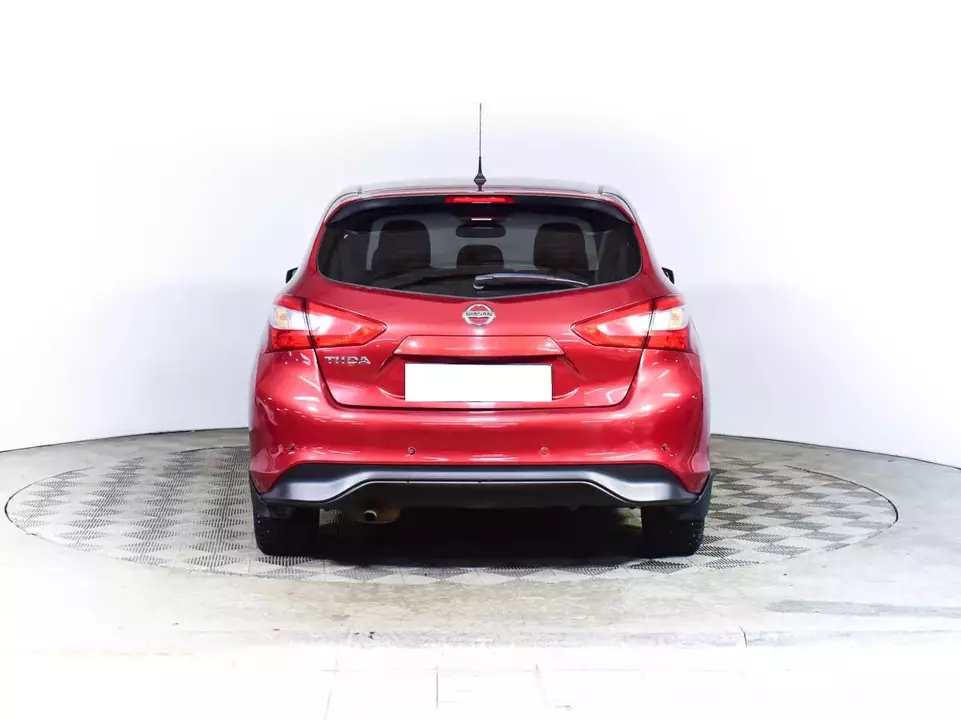 Nissan Tiida, фото №6
